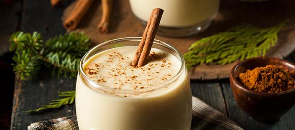 Cocktail trứng sữa (eggnog)