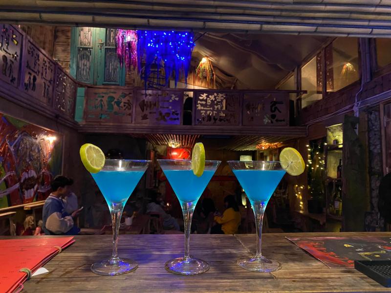 Color Bar Sapa