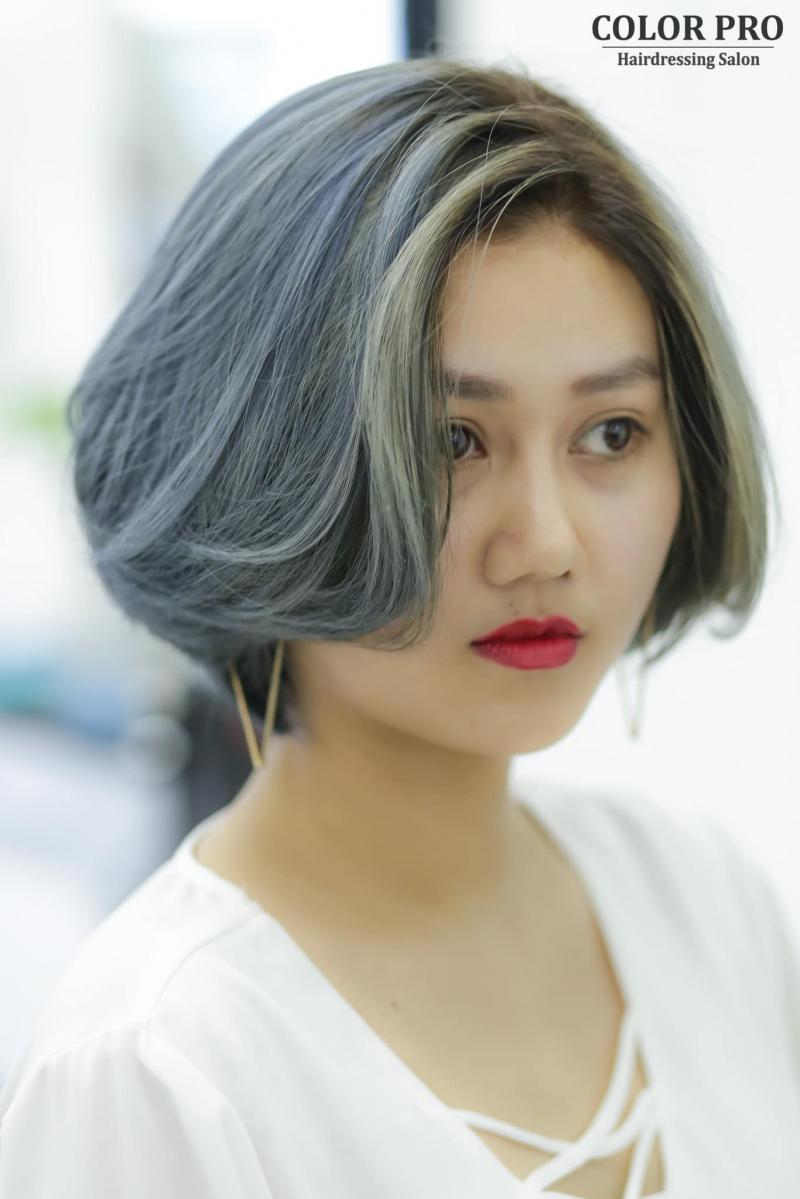 Color Pro Hair Salon luôn cập nhật những công nghệ mới và phù hợp nhất để phục vụ cho mái tóc của khách hàng