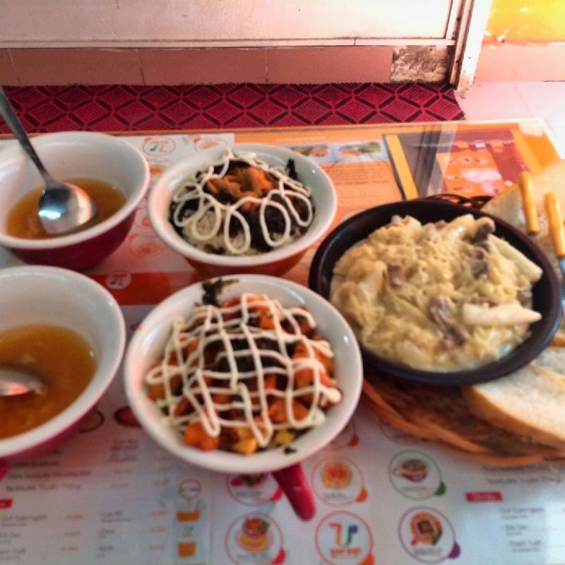 Quán ăn ngon trên đường Lương Thế Vinh, Hà Nội