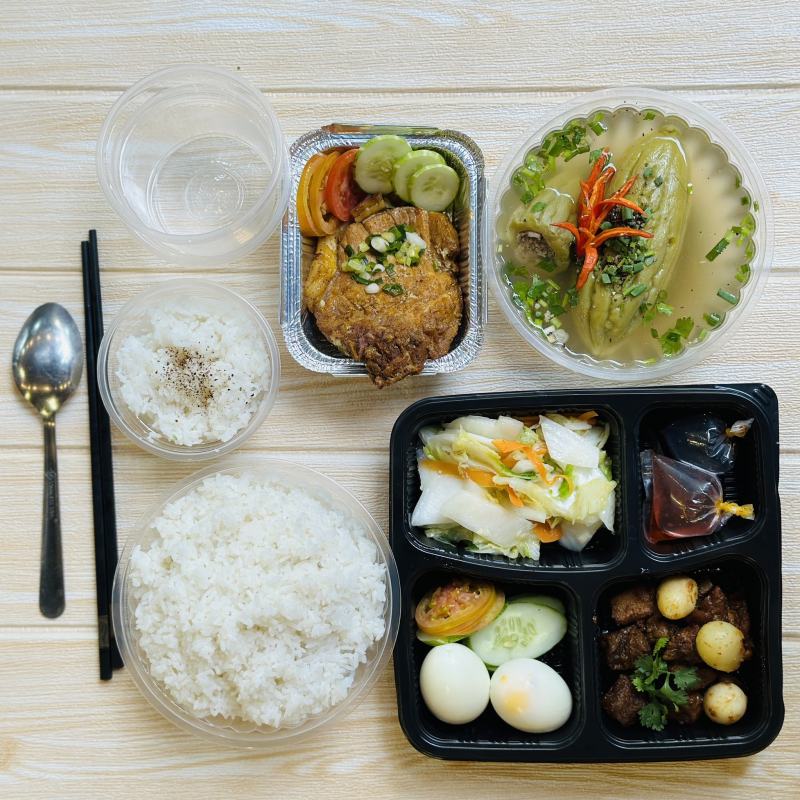 Cơm Nhà Lunchbox