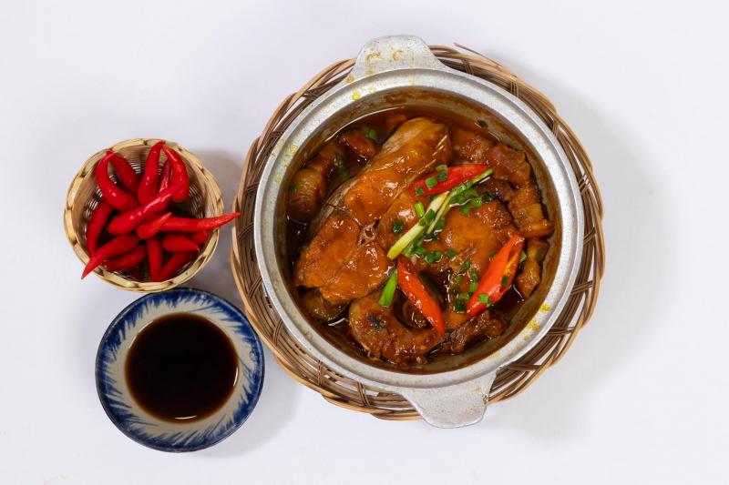 Cơm niêu Ngô Đồng