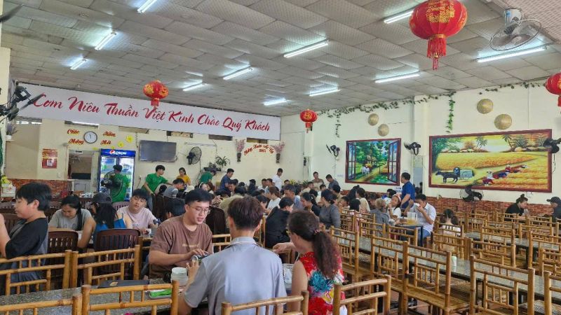 Cơm Niêu Thuần Việt