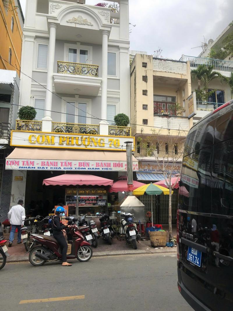 Cơm Phượng 76