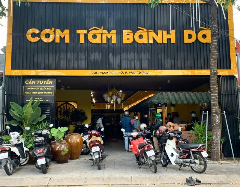 Cơm Tấm Bành Dã