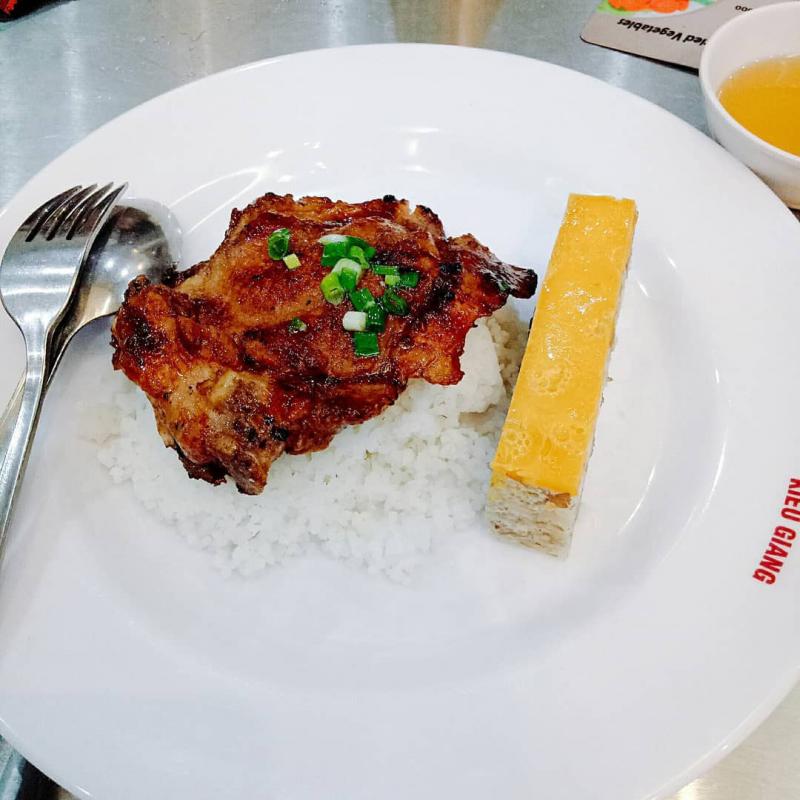 Top 9 Quán ăn ngon và chất lượng nhất tại đường Trần Quang Khải, TP. HCM