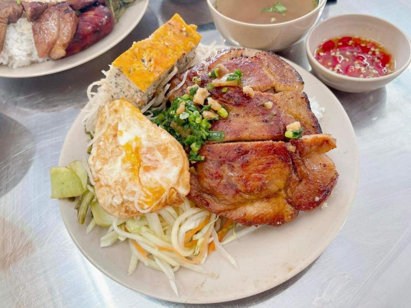 Cơm Tấm Mẹ Bắp