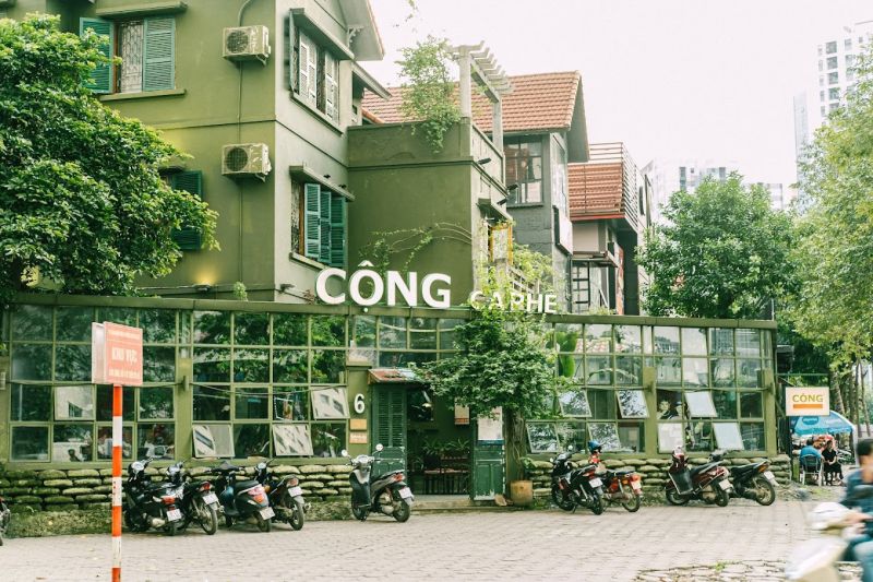 Cộng cafe Linh Đàm với không gian hoài niệm