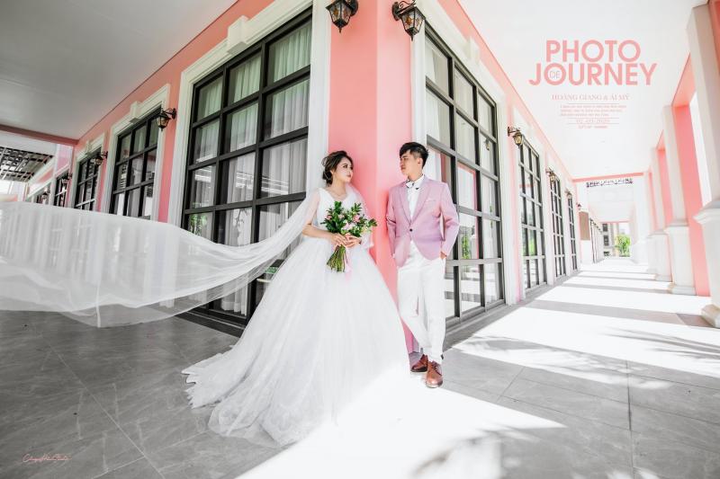 Công Hậu Wedding Studio