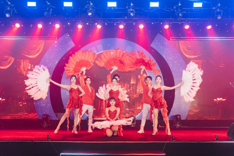 Công ty cổ phần truyền thông Shining Media