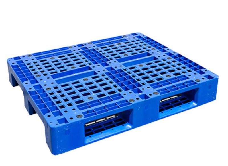 Pallet nhựa liền khối một mặt