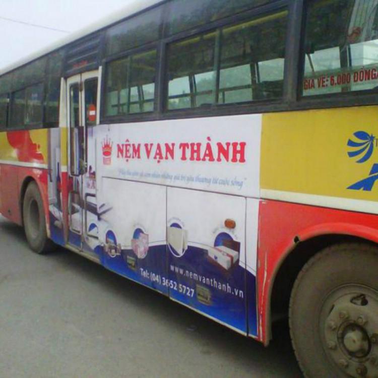 Quảng cáo rộng rãi trên xe buýt