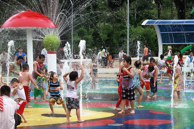 Công viên Gia Định có khu vui chơi được phân thành nhiều khu vực để phù hợp với từng lứa tuổi