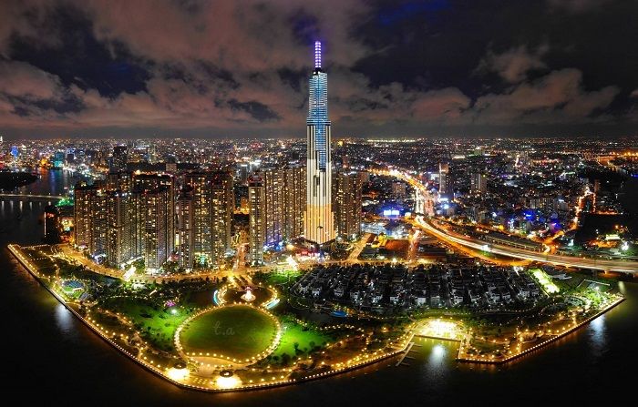 Công viên Landmark 81 ban đêm (từ trên xuống)