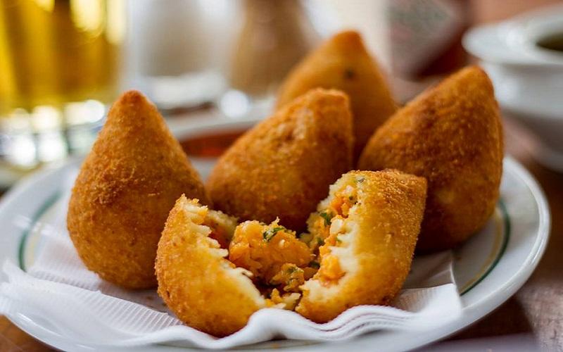 Coxinhas - Món ăn đường phố đặc trưng của Brazil