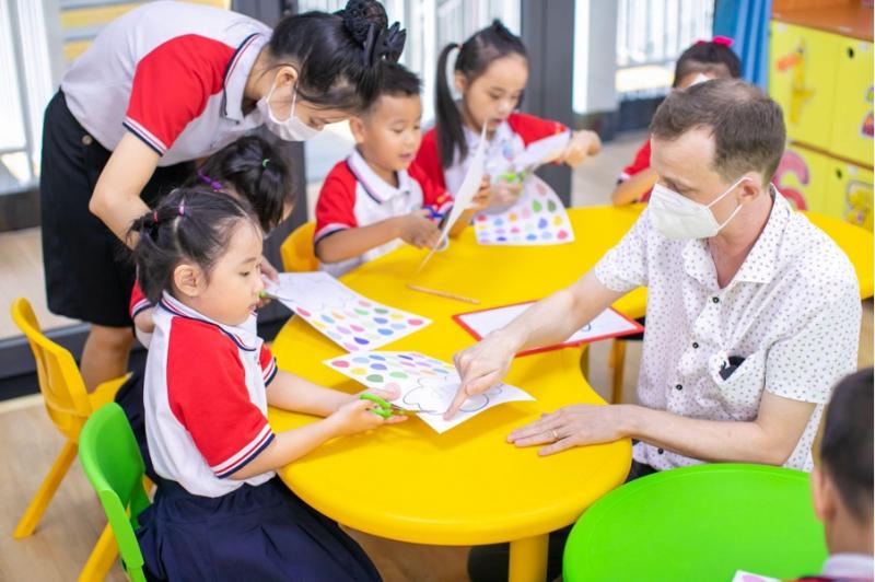 CREATIVE SAIGON PRESCHOOL (Trường Mầm non Sài Gòn Sáng Tạo - CSS)