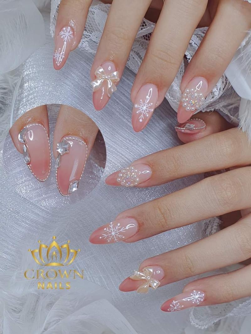 Crown Nails