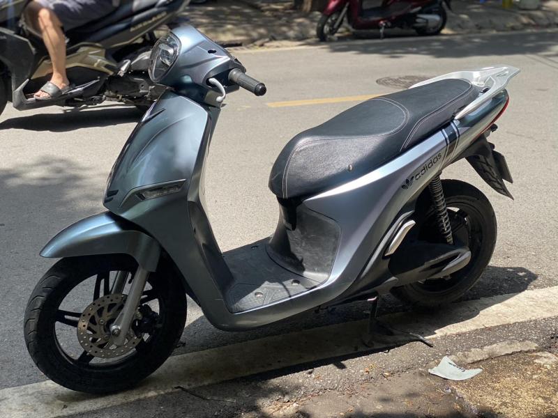 Cửa hàng dán decal xe máy - Thang Decal