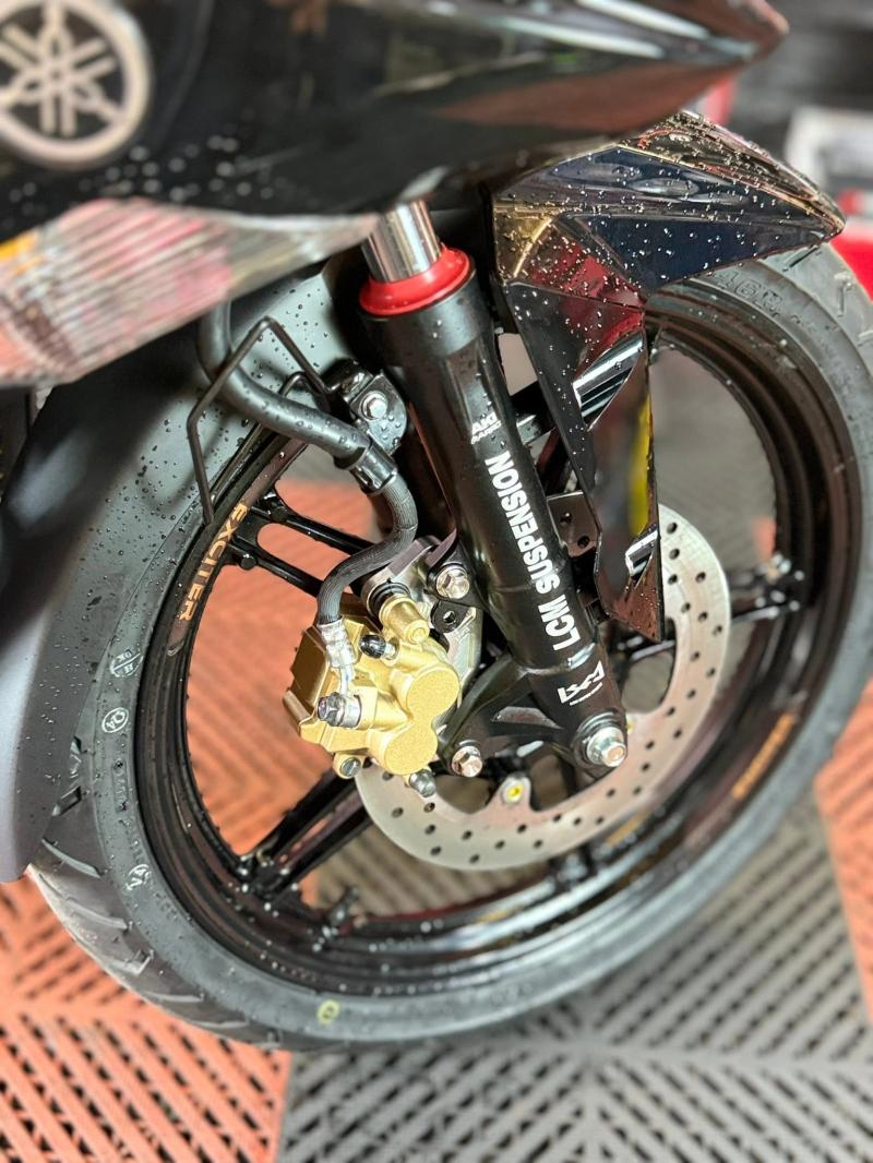 Cửa hàng đồ chơi xe máy KV Racing Shop