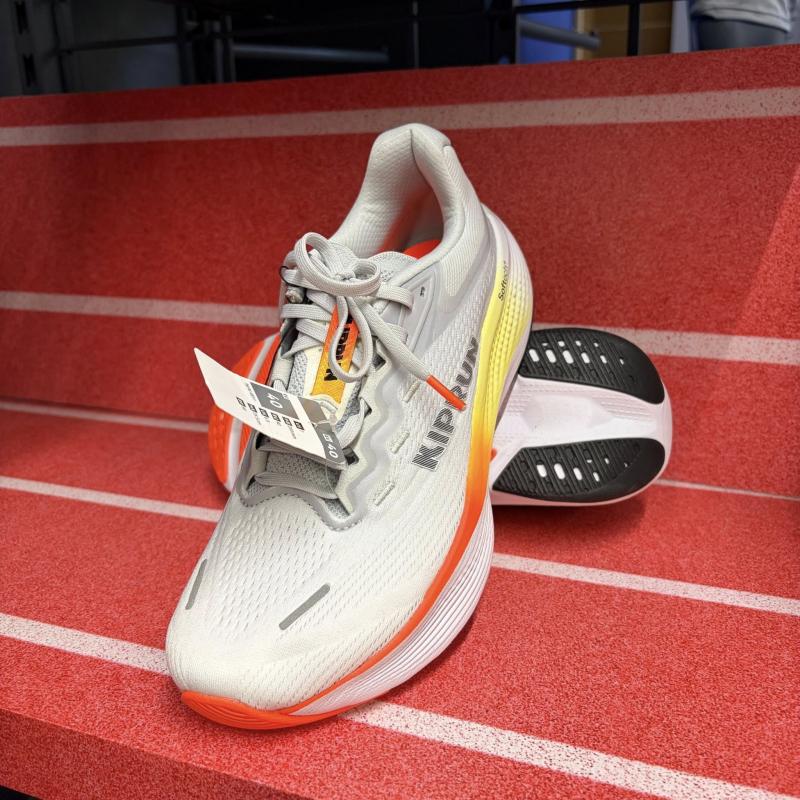 Cửa hàng giày chạy bộ - Decathlon Việt Nam
