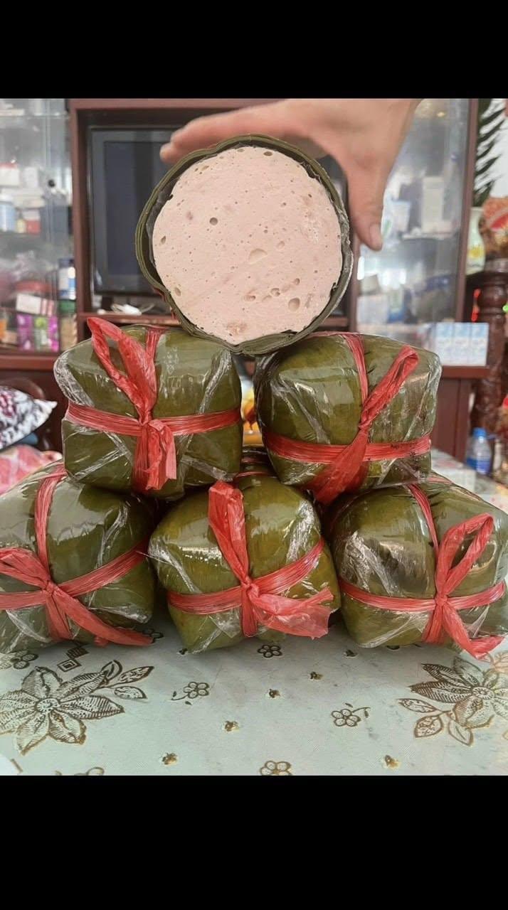 Cửa Hàng Giò Chả Gia Truyền Ông Năm