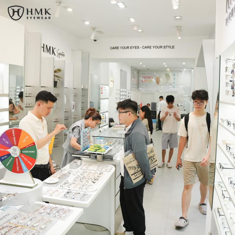 Cửa hàng mắt kính HMK Eyewear