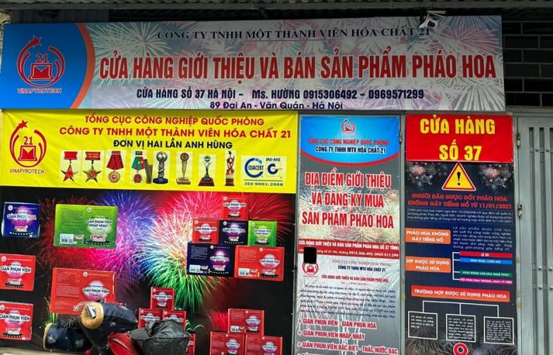 Cửa hàng pháo hoa - Số 37 Hà Nội