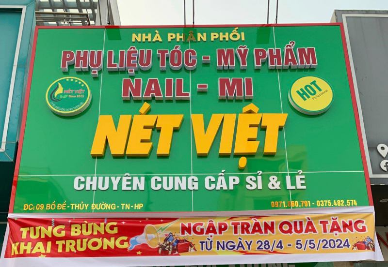 Cửa hàng phụ kiện nail Nét Việt