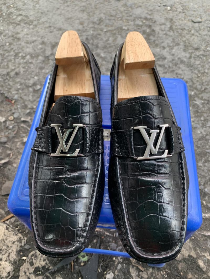 Cửa hàng sửa chữa giầy dép Thắng Hồng