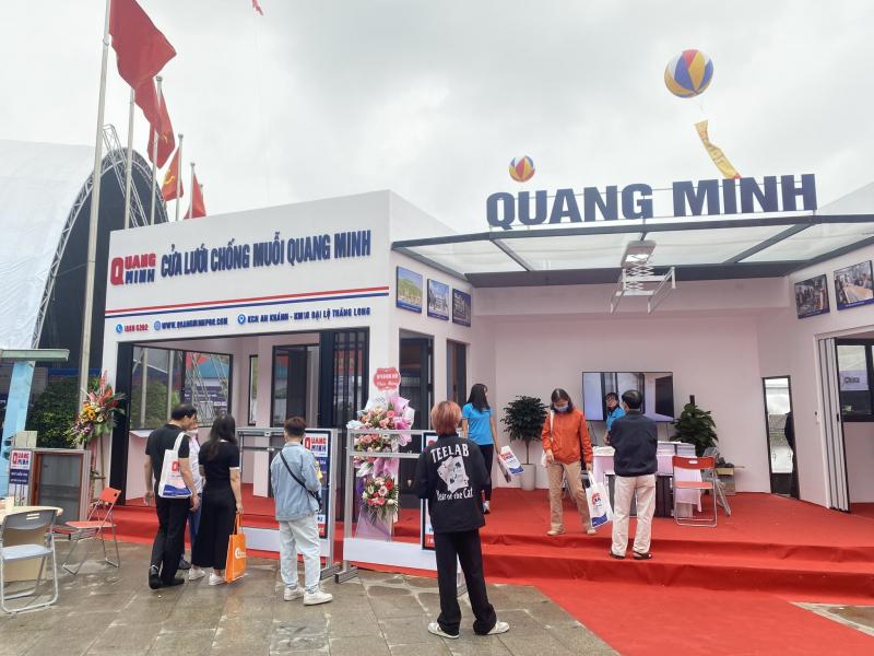 Cửa lưới chống muỗi Quang Minh