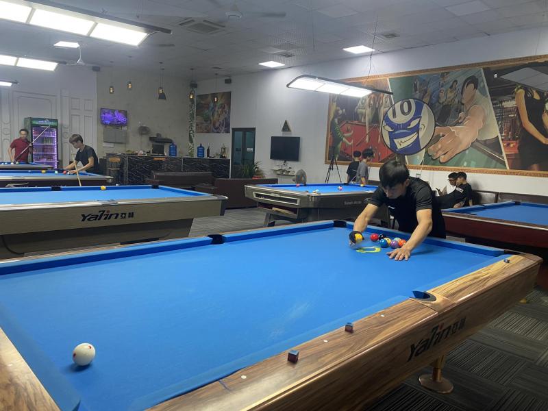 Cue Ball Thai Binh Billards Club