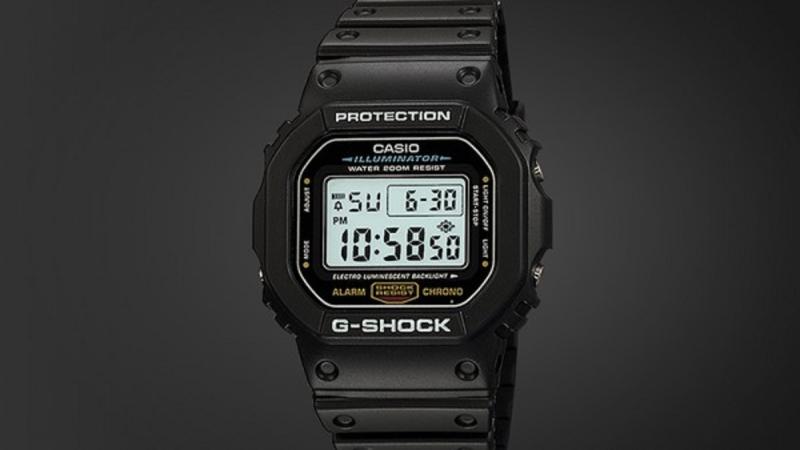 Chiếc Casio G-shock có thể dầm mưa, dãi nắng cùng với Ma Kết đi đến bất kì nơi đâu.