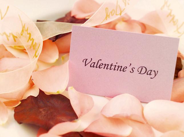 Cùng người yêu bàn bạc về kế hoạch Valentine