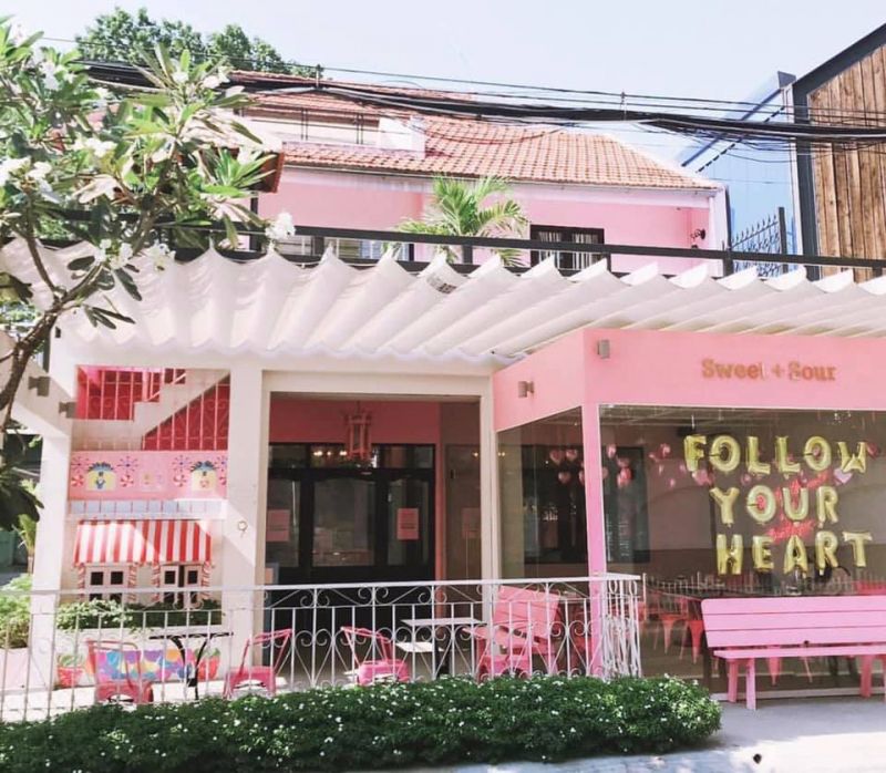 Top 8 quán cafe tone hồng đáng yêu nhất Sài Gòn
