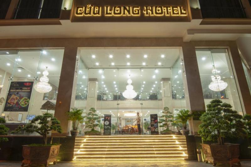 Cửu Long Hotel nơi lý tưởng để nghỉ ngơi, tham quan, mua sắm với vị trí cách Bến tàu du lịch và chợ Mỹ Tho