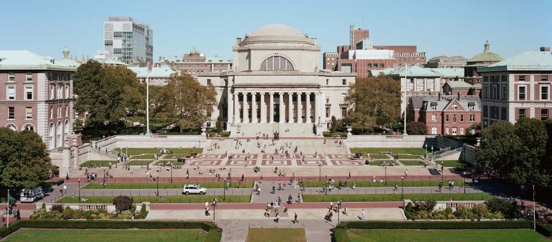 Khung cảnh tấp nập tại Đại học Columbia