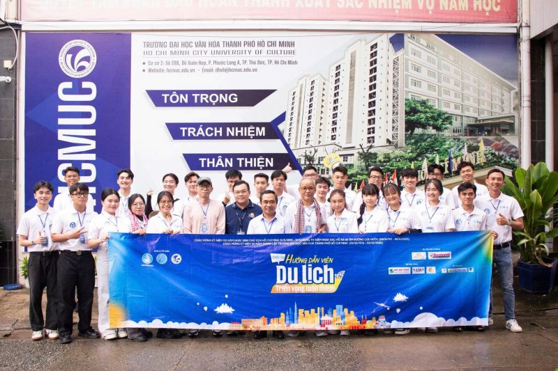 Khoa Du lịch - Khách sạn HUFLIT