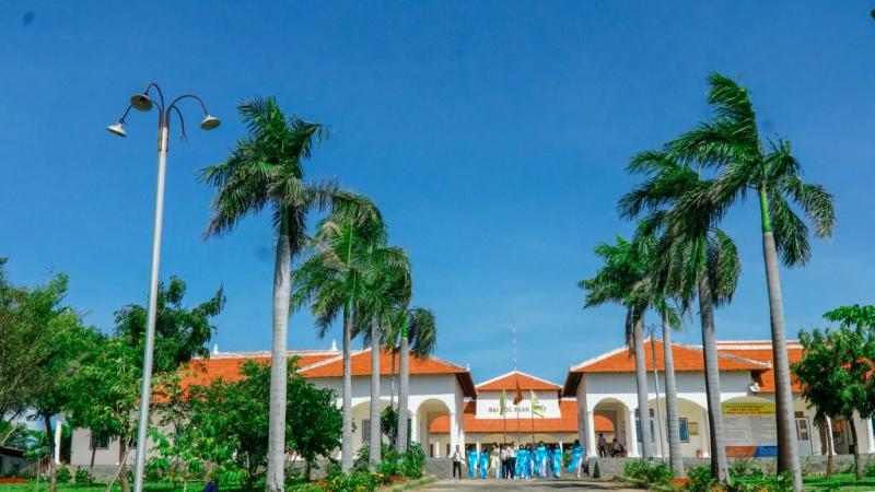 Trường Đại học Phan Thiết