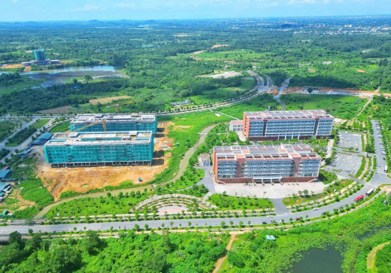 Khu tổ hợp giảng đường HT1-HT2 của ĐHQGHN tại Hòa Lạc