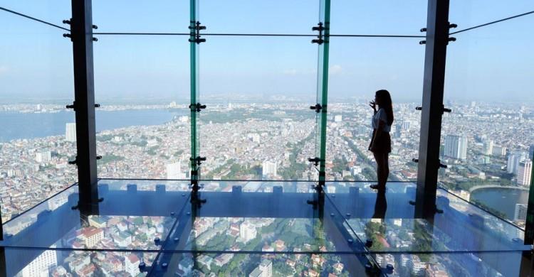 Đài quan sát Sky Walk của tòa tháp Lotte Center