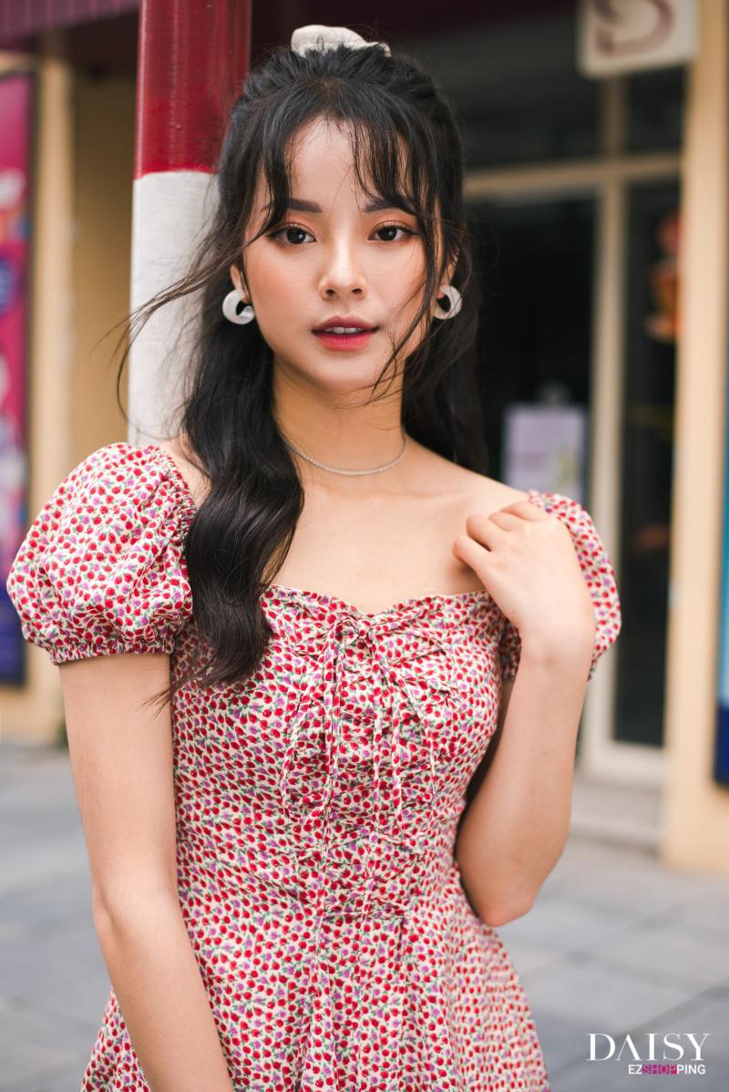 Daisy là thương hiệu thời trang được đông đảo giới trẻ yêu thích vì là cửa hàng áo nữ online đẹp ở Hà Nội
