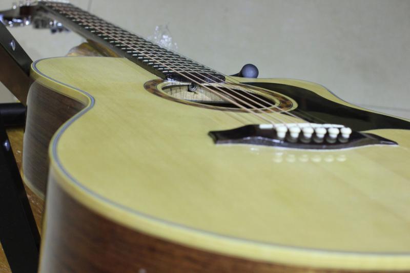 Đàn guitar acoustic ES160