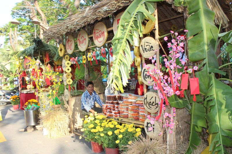 Dàn ý tả quang cảnh phiên chợ thôn quê bằng trí tưởng tượng của em