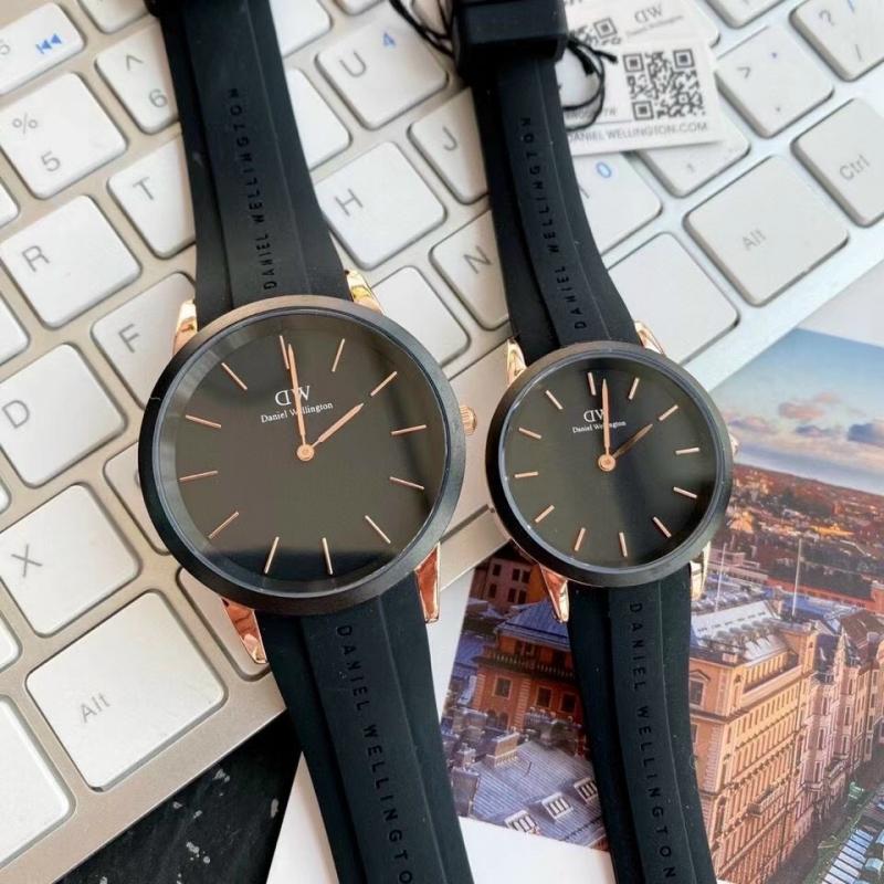 Đồng hồ Daniel Wellington