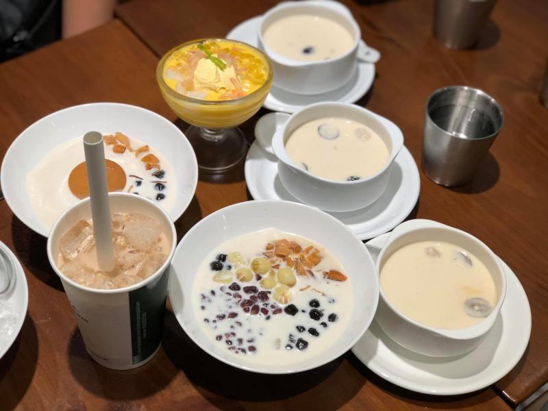 Đào Khô Tiềm Sữa - Yi Jia Dessert