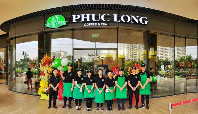 Phúc Long coffee&tea là quán được đánh giá cao về thái độ phục vụ của nhân viên