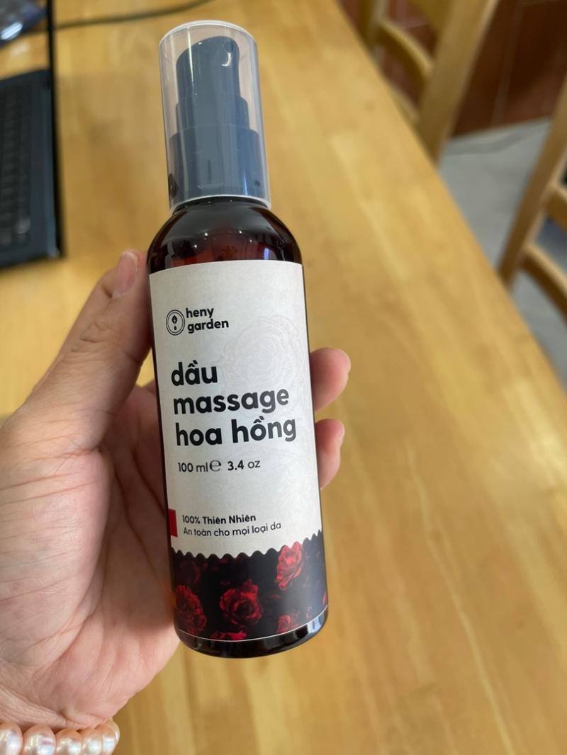 Dầu Massage Body Thiên Nhiên 100mL Heny Garden