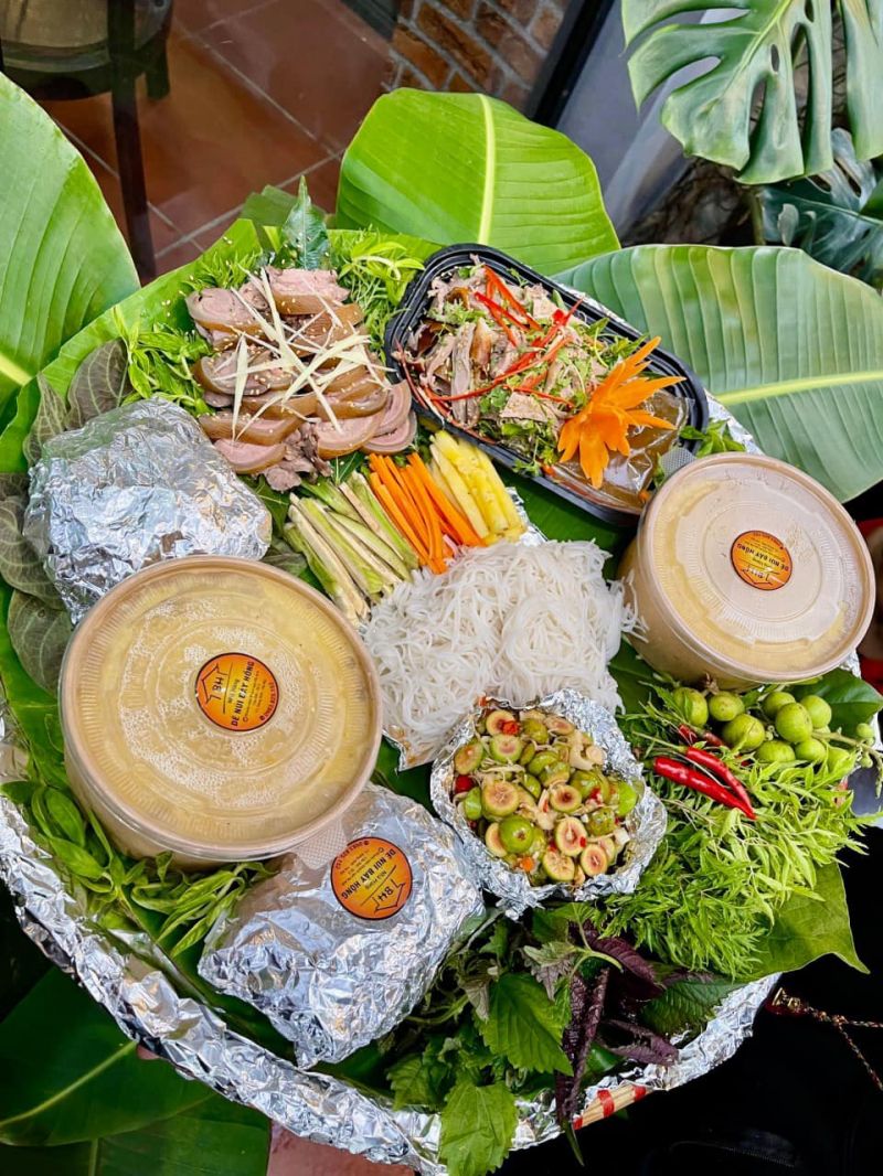 Dê Núi Bảy Hồng