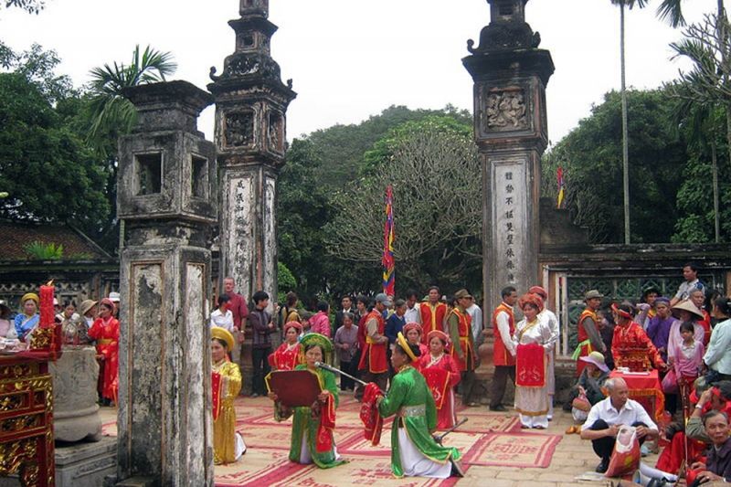 Con Temple is a famous sacred historical site of Nghe An