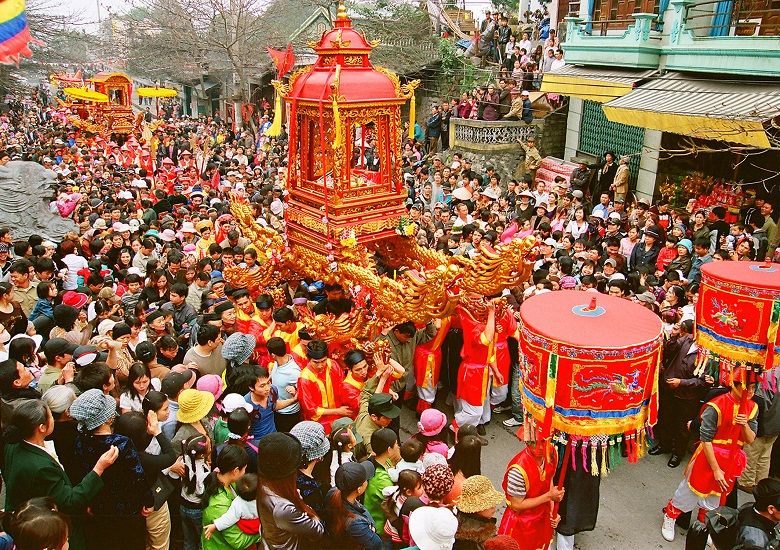 Cua Ong Temple Festival